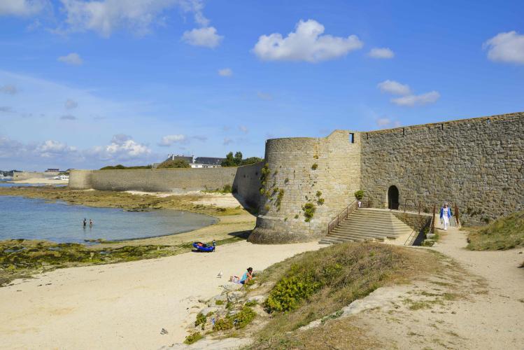 Plage de Loic, Port-Louis