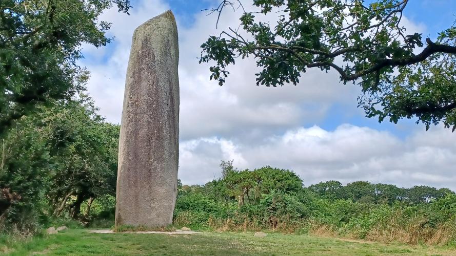 Kerloas, menhir