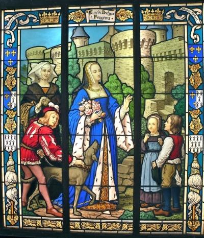 Vitrail d'Anne de Bretagne à Fougères