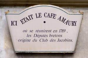 Panneau d'information sur le lieu de réunion du club breton