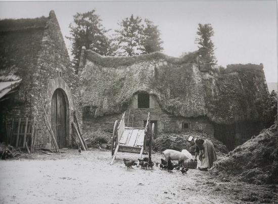 Photographie d'une ferme bretonne