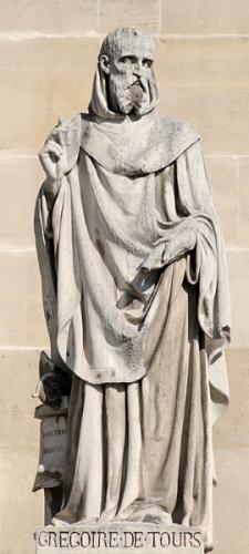 Statue de Grégoire de Tours