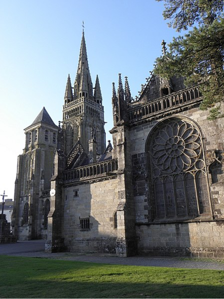 Notre-Dame du Folgoët